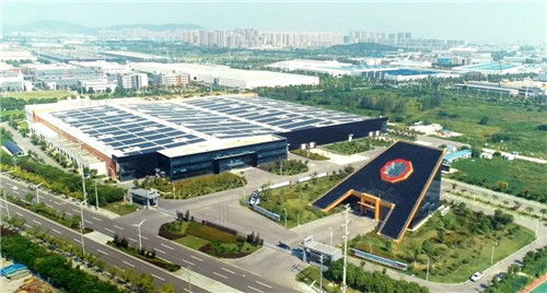 玻璃創造美好世界 一座工廠的兩種玻璃，技術開發引領企業新風向